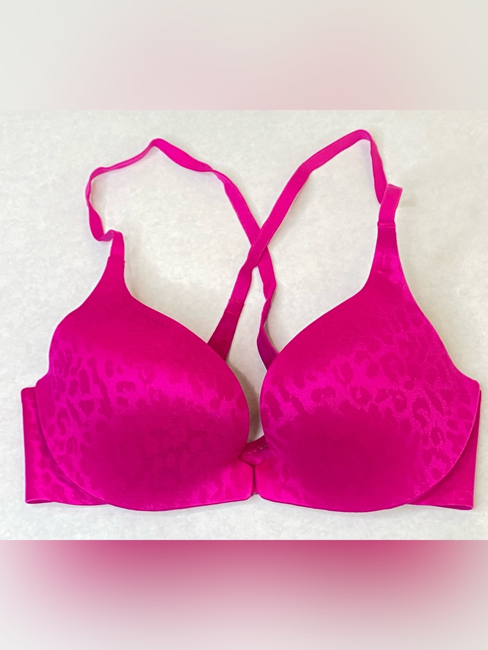 Victoria's Secret Bra Leopard Print Push Up Sz 32C Front Close